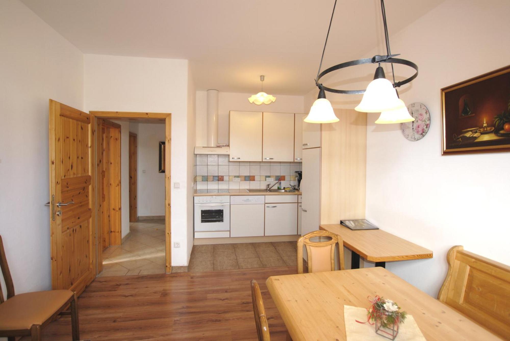 Hotel Gasthof Seeblick Zeutschach Extérieur photo