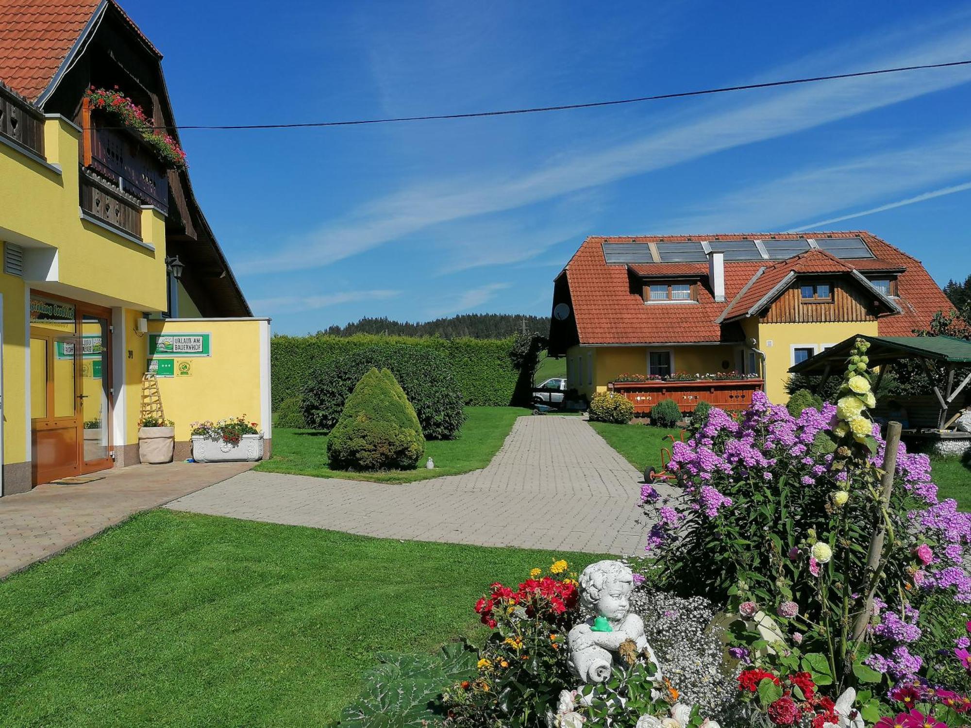 Hotel Gasthof Seeblick Zeutschach Extérieur photo